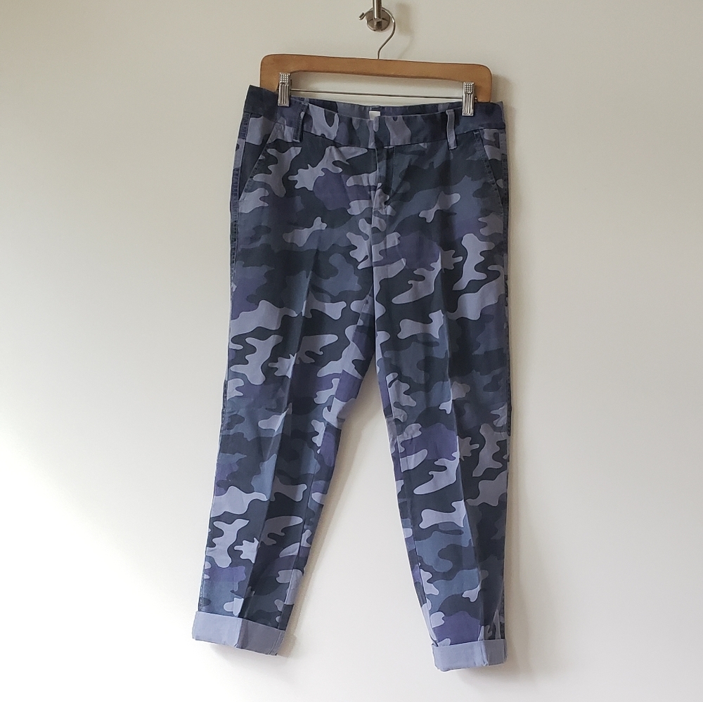 Caslon camouflage pants sz. 6